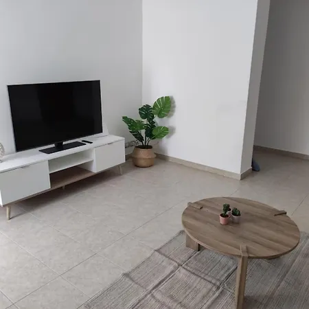 E&s Apartment *