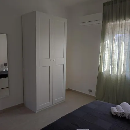 E&s Apartment *